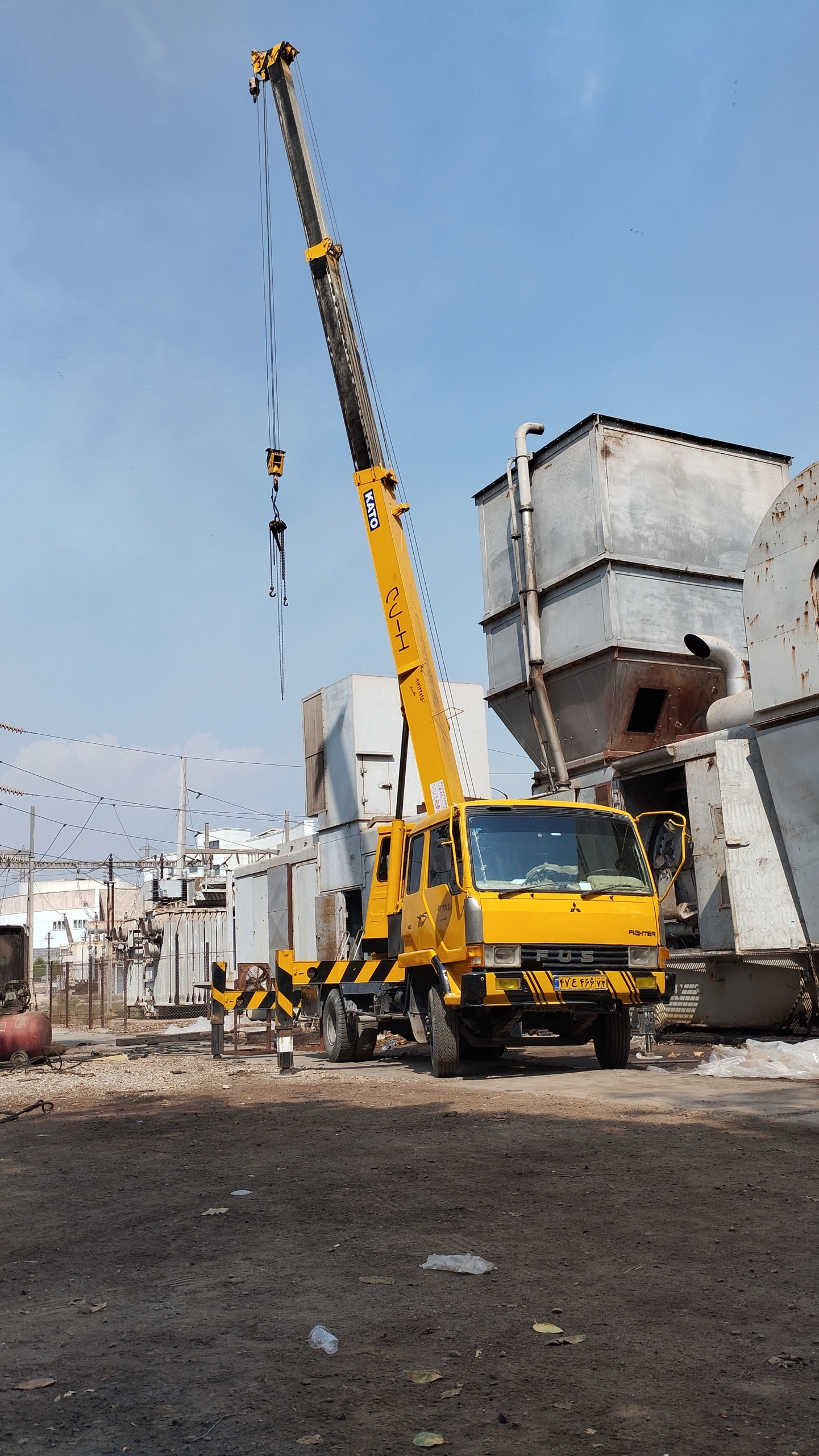 معرفی جرثقیل باقری در بندرعباس